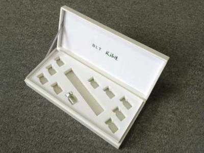 濟(jì)南彩盒生產(chǎn)廠家，定制化妝品包裝盒內(nèi)托有這些方案